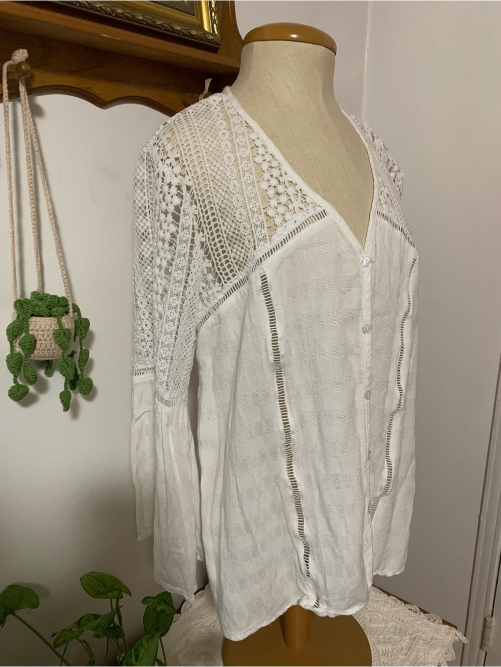 LoveStitch White Boho Crochet Top with Bell Sleeves Size XL Peasant Blouse - Picture 6 of 14